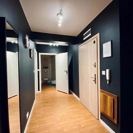 Loft Aprtament Apartment ปีวา ภายนอก รูปภาพ